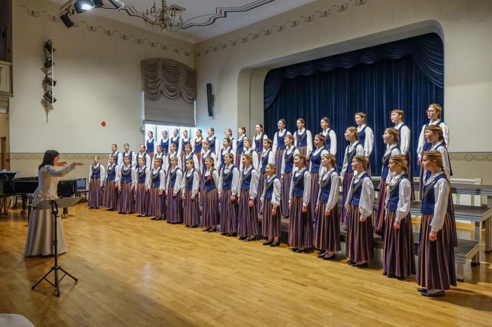 XIII Skolu jaunatnes Dziesmu un deju svētkos piedalīsies 642 bērni un jaunieši no Ventspils
